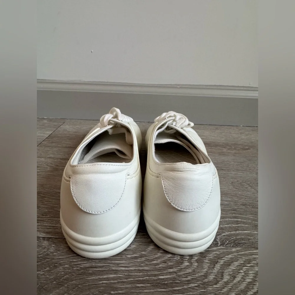 REPOST Authentic Chanel White Luxury Rubber Leather Trainers Lace Up Sneakers